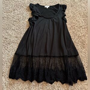 Umgee Black with Ruffled Sleeves and lace hem size Small